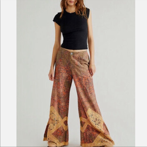 Free People Pants - NWOT Free People Billowy Wide Legged Flare Pants